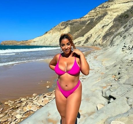 yinamenez Porn OnlyFans Leaks