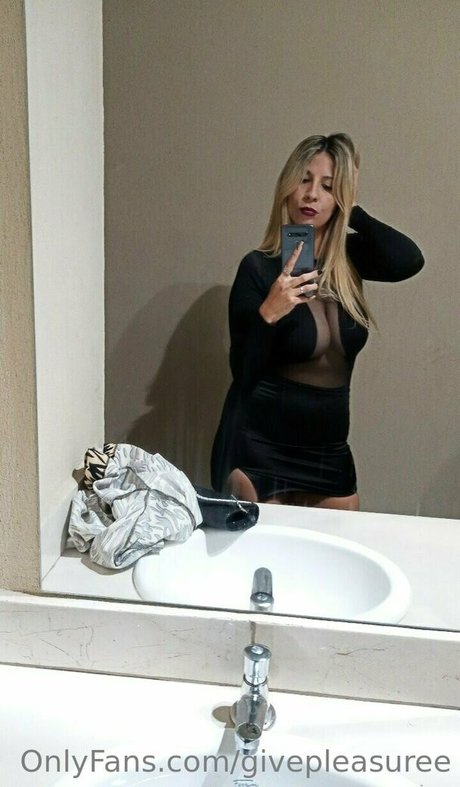 givepleasuree Leaks von OnlyFans