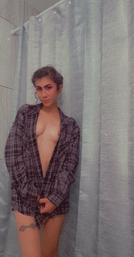 adrixela OnlyFans Nacktbilder