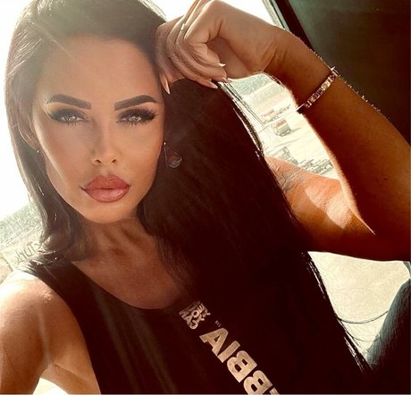 Onlyheni OnlyFans-Bilder