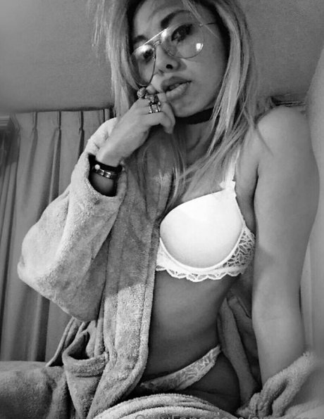 sumerce Leaks von Nacktbildern auf OnlyFans