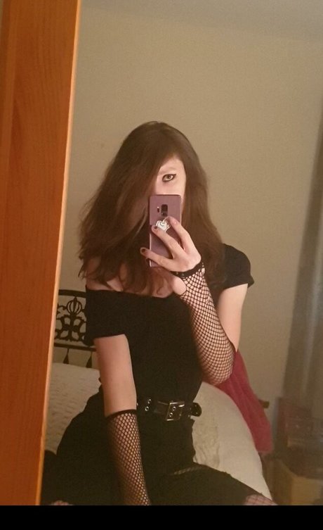 Raven64190 XXX OnlyFans