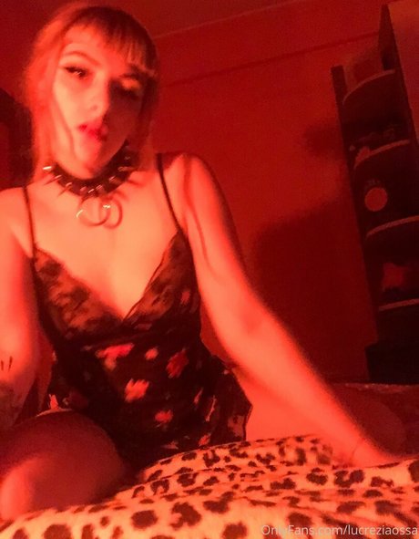 lucreziaossa OnlyFans Lesbisch