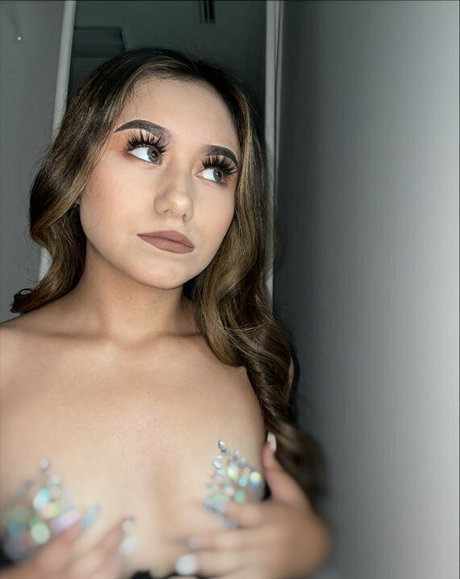 rlunas OnlyFans nackt