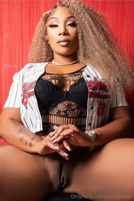 Bunz4ever Nacktbilder von OnlyFans