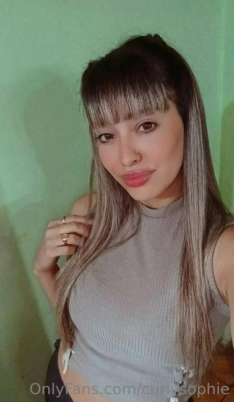 curlysophie Nacktbilder von OnlyFans geleakt