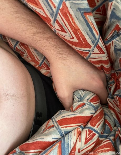 lustygamerboi Füße OnlyFans