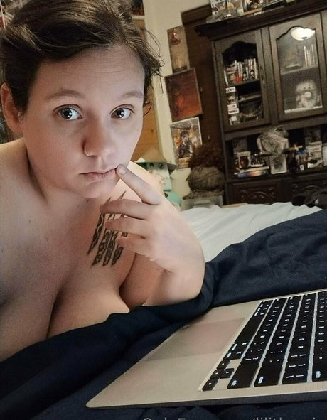 lilithsyris OnlyFans Leak