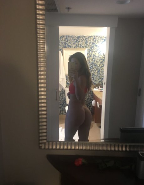 fallinlovia OnlyFans Nackt