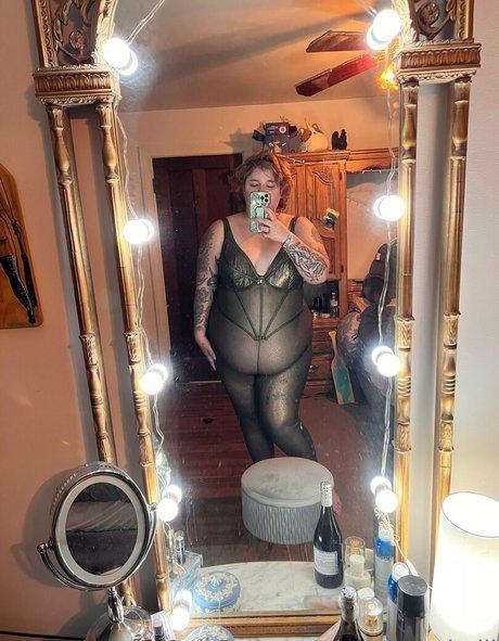 rainbowbelli Oben ohne OnlyFans