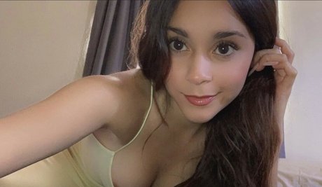 Cherrybombbs OnlyFans Pornografie