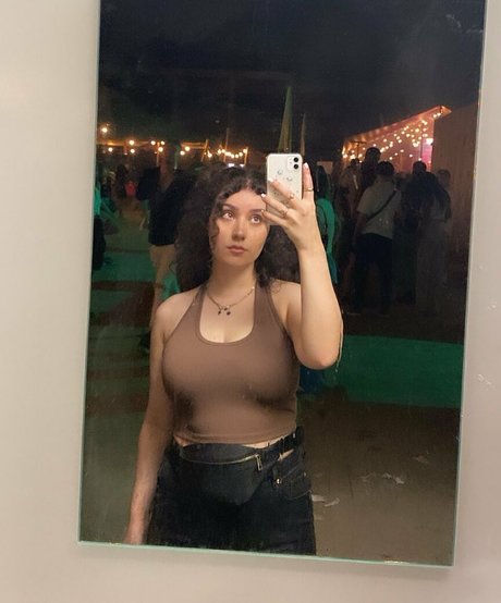 Yazzi Leaked OnlyFans Nacktbilder