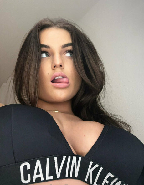 julia williams OnlyFans-Leaks