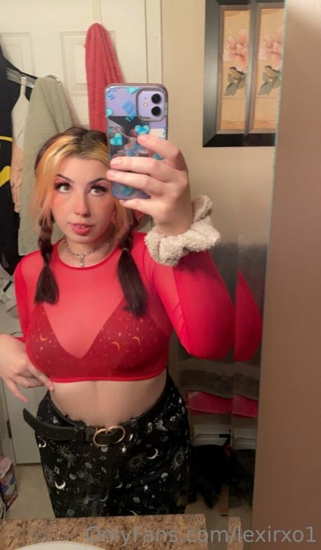lexirxo1 OnlyFans-Creator