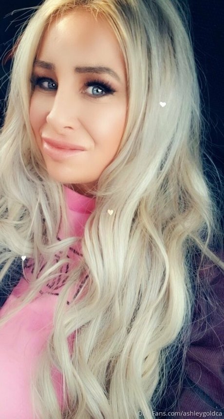 ashleygoldca OnlyFans Nacktbilder