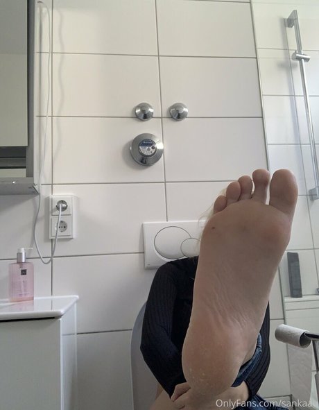 monamixxx Nackt auf OnlyFans