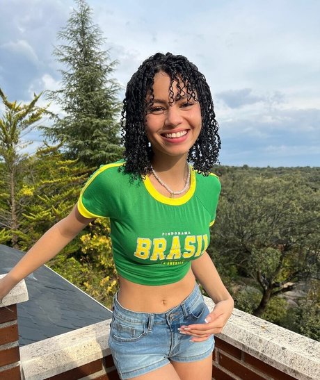 Larissa Kimberly XXX OnlyFans