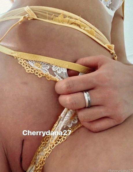 Cherrydana Strip OnlyFans