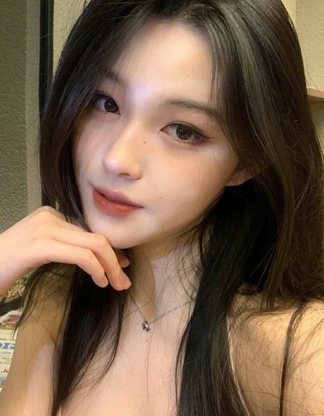 iamazhai OnlyFans-Seite