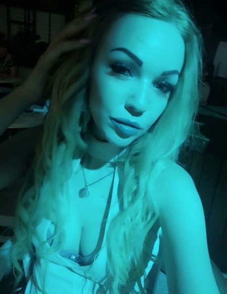 carolinebright Nackt auf OnlyFans Leak