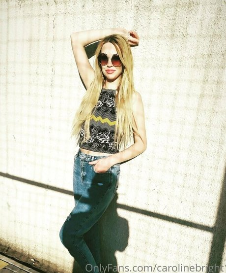 carolinebright Sex auf OnlyFans