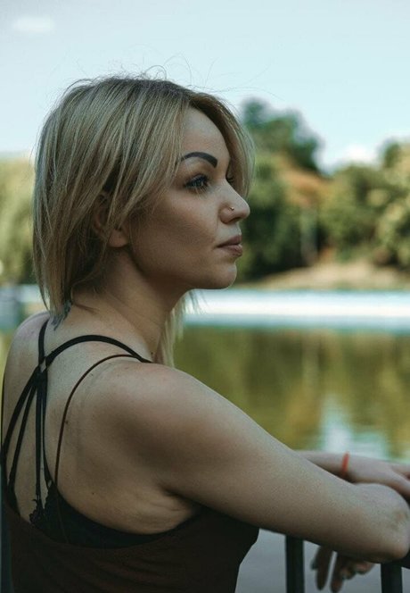 carolinebright OnlyFans Pornografie geleakt