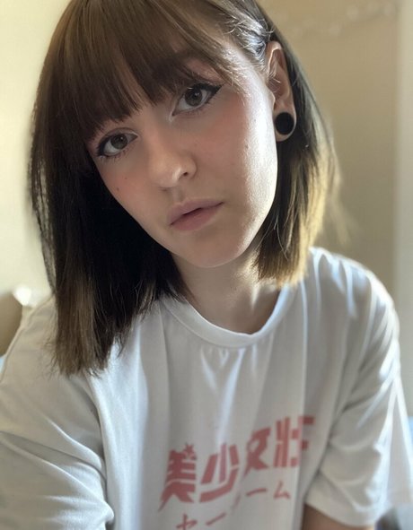 minaluna Nackt OnlyFans Porn