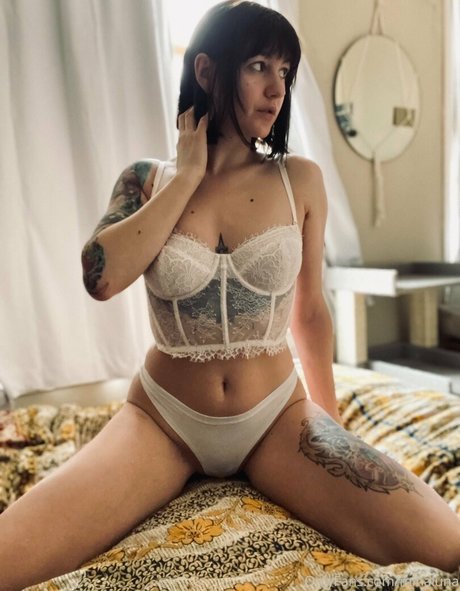 minaluna Nacktbilder von OnlyFans