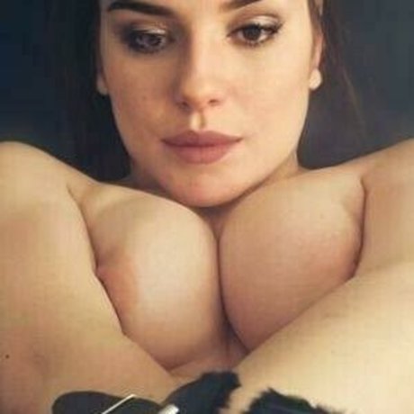 karolinaaemm Nacktpornos auf OnlyFans