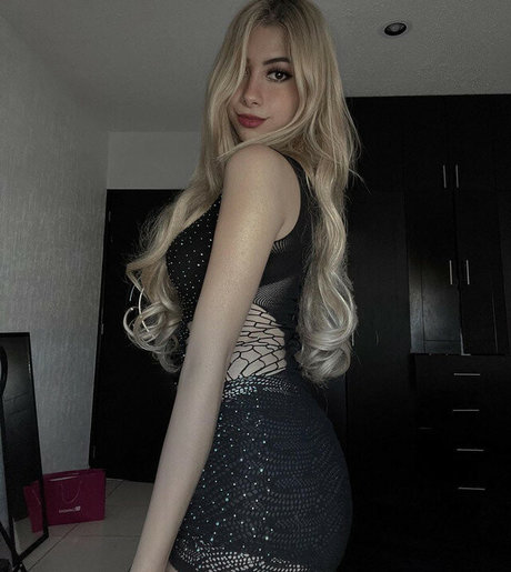 Deborha4 OnlyFans Nacktbilder