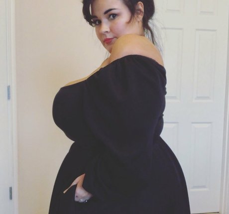 Nicole Denise Johansson Neue geleakte OnlyFans-Inhalte