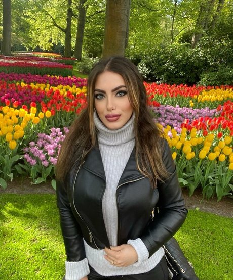 Ylenia Bevelacqua OnlyFans Nacktbilder