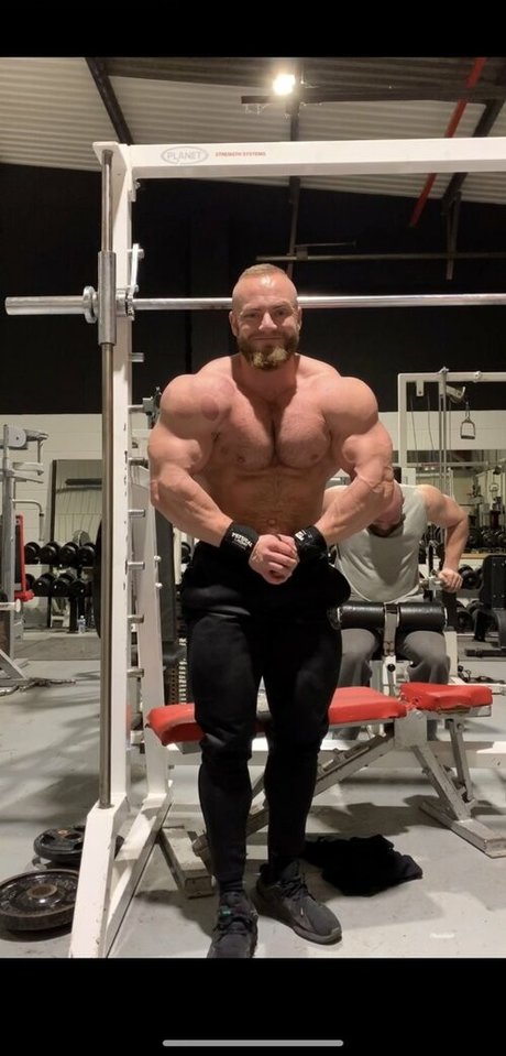 drewalexander OnlyFans Striptease