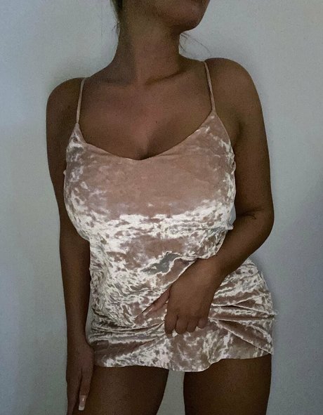 valeriebaby69 NurlyFans-Brüste