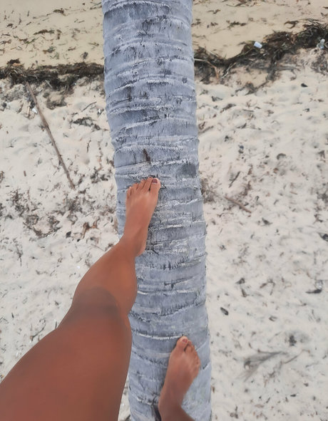 petitekate9 XXX OnlyFans