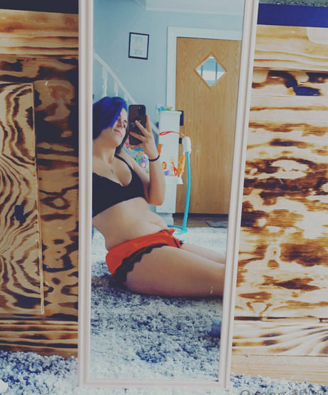 queenbitch1998 Neues OnlyFans