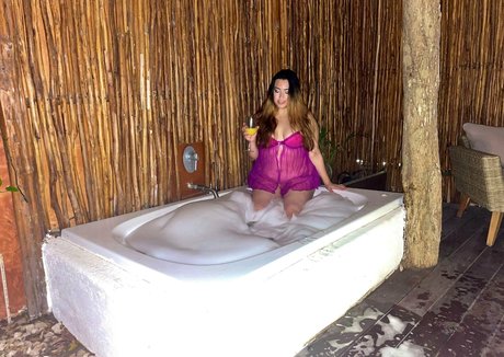 penelopeland OnlyFans Gratis Porn