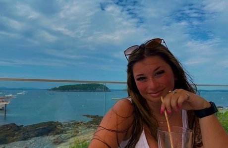 Lauren Risotti OnlyFans geleakt