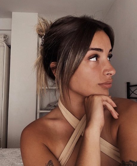 belonly OnlyFans Nacktbilder