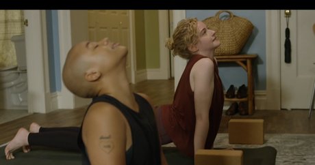 Julia Garner OnlyFans Nackt Leaks