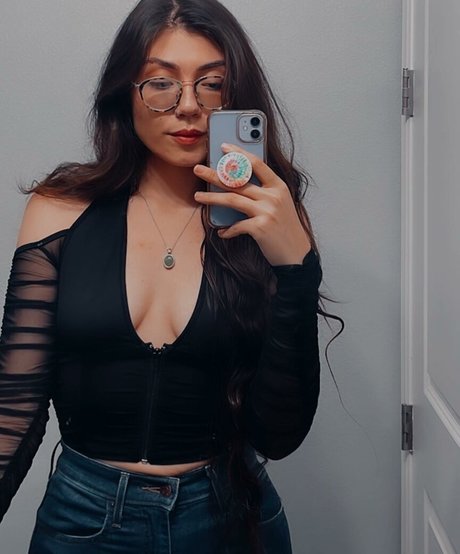 Lofiluvasmr OnlyFans Sextape