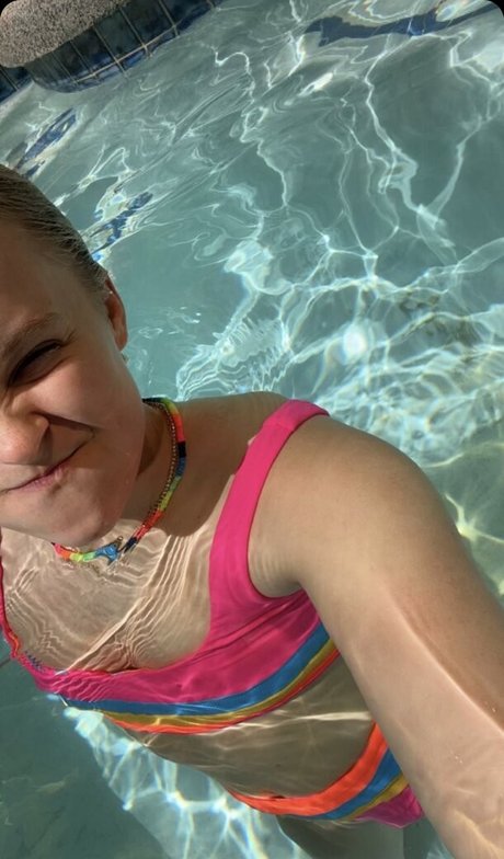 Jojo Siwa Nacktpornos auf OnlyFans