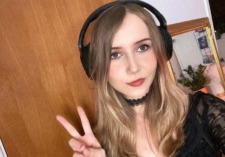 Apollolol OnlyFans Pornografie