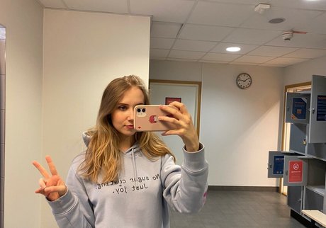 Apollolol Nackt Leaks OnlyFans