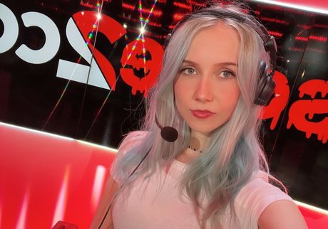 Apollolol OnlyFans-Bilder