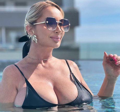 Mara Traversi Leaked OnlyFans Bilder