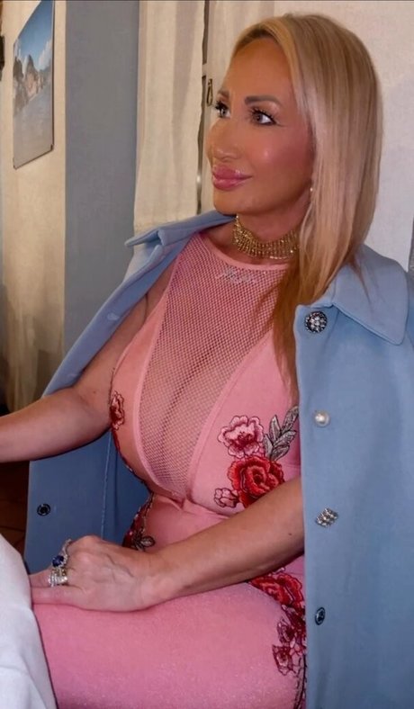 Mara Traversi Heiße OnlyFans Inhalte