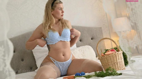 Farmgirl JoJo NurlyFans-Brüste