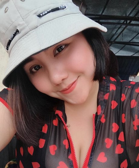 Phiromya Pangyouk Leaks OnlyFans