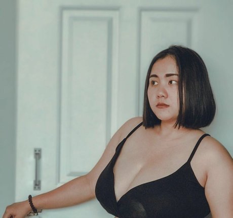 Phiromya Pangyouk Model OnlyFans Foto